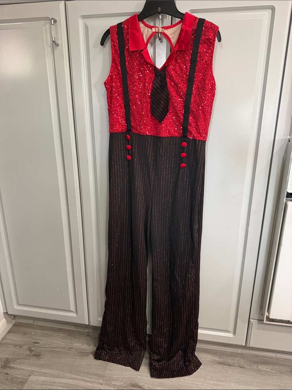 Revolution Dancewear “Minnie The Moocher” Sequin Red Metallic Pinstripe Sz XLA